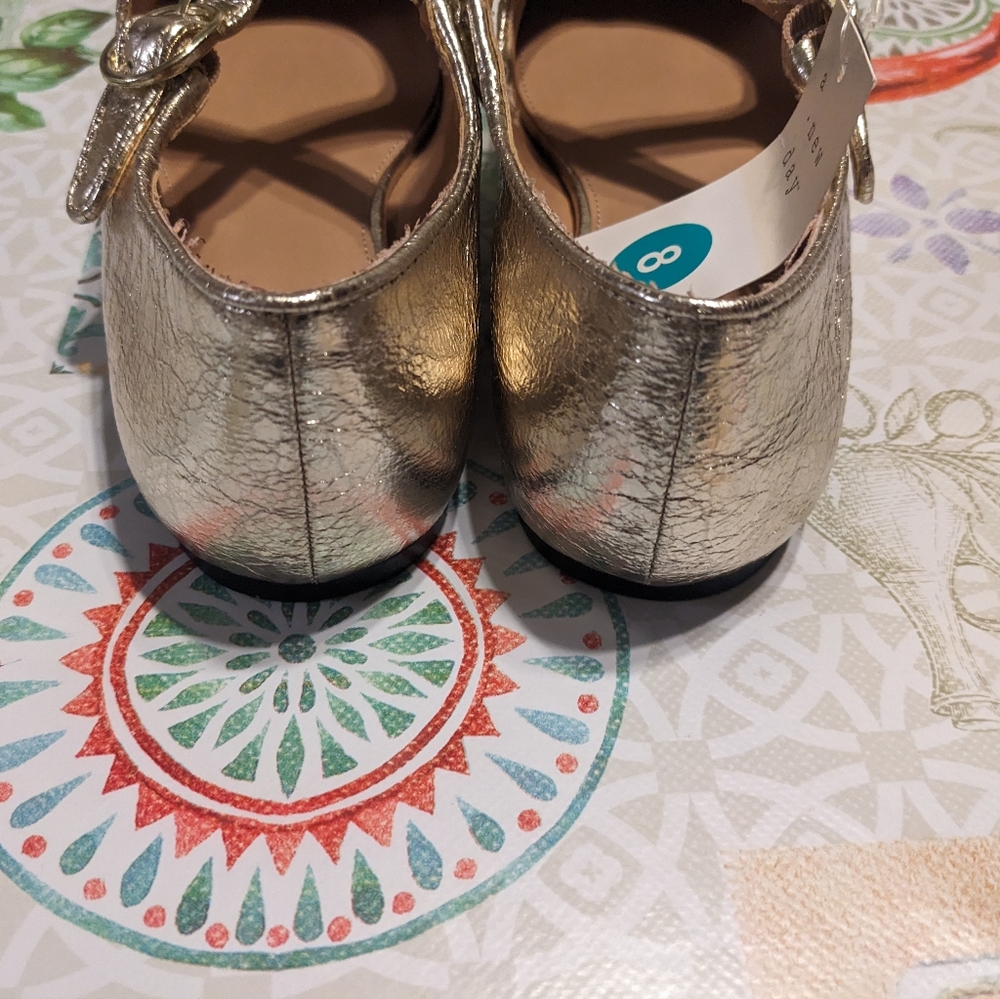 a new day Metallic Cross-Strap Flats - Picture 4 of 6